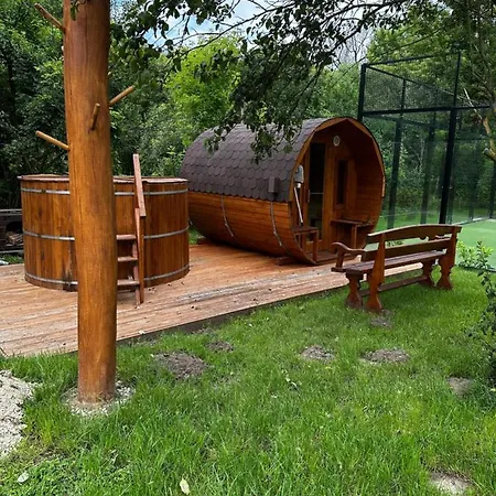 Fuele-muele Elmenyhaz شقة Fule