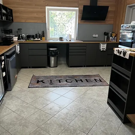 Fuele-muele Elmenyhaz Apartmán Fule