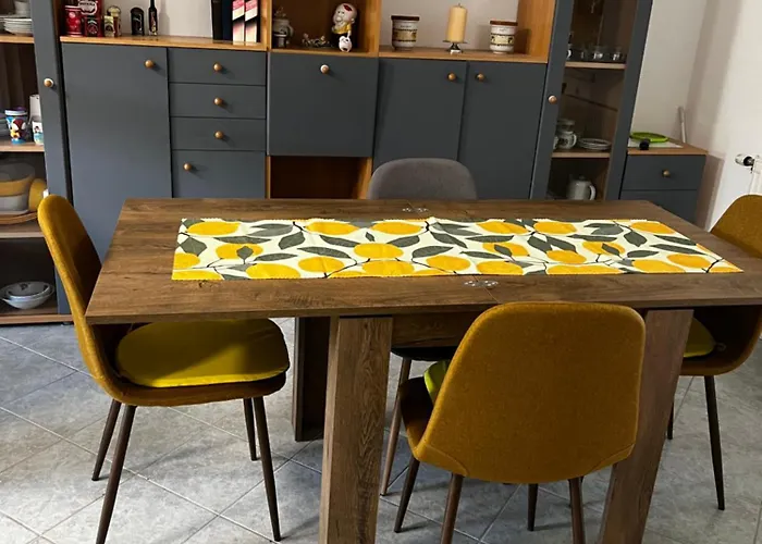 Fuele-muele Elmenyhaz Apartmán *